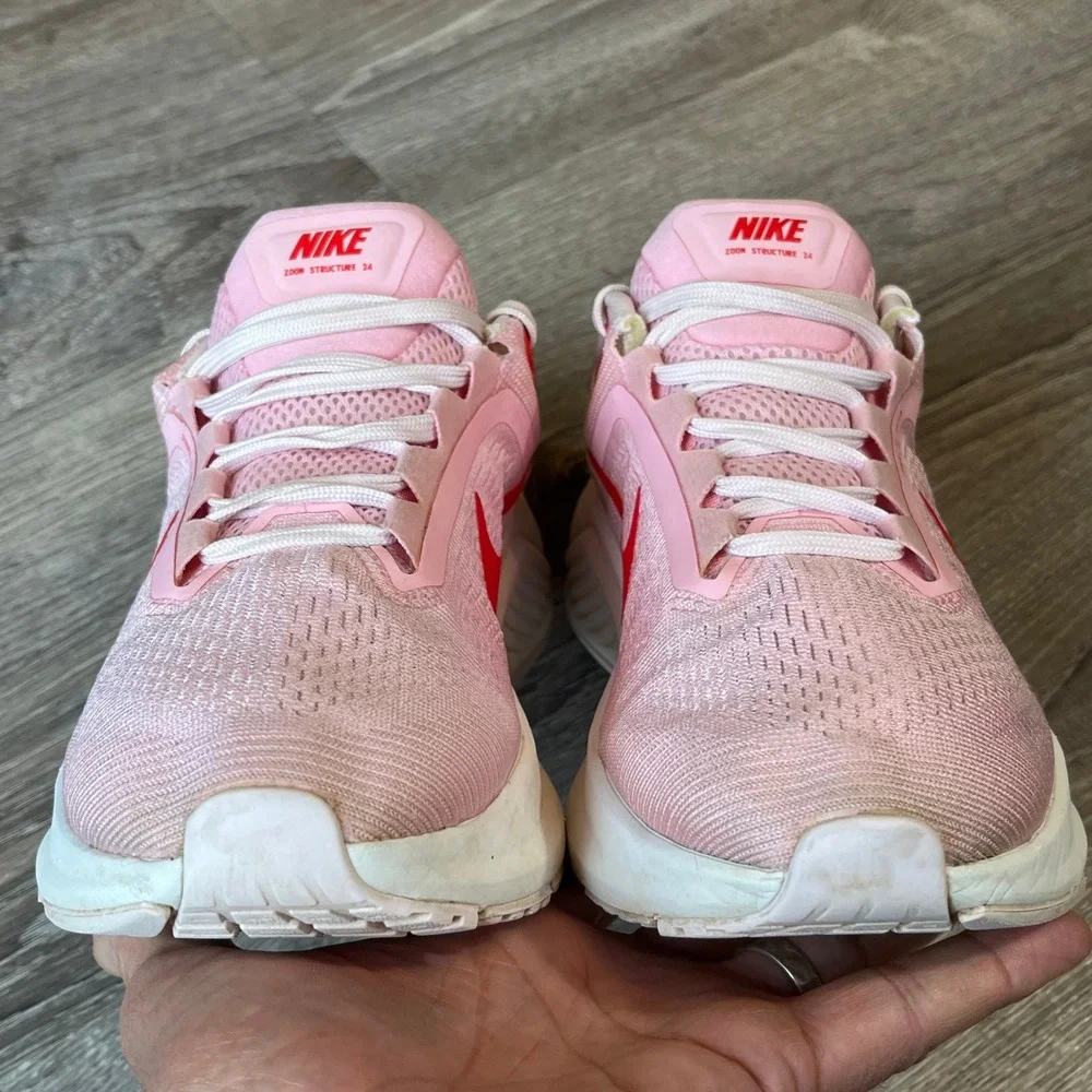 Nike Air Zoom Structure 24 Womens Pink Red Running Shoes DA8570-600 Size 8.5
